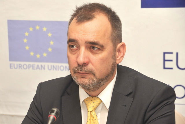 Mr Tamas Meszerics Mr Tamas Meszerics